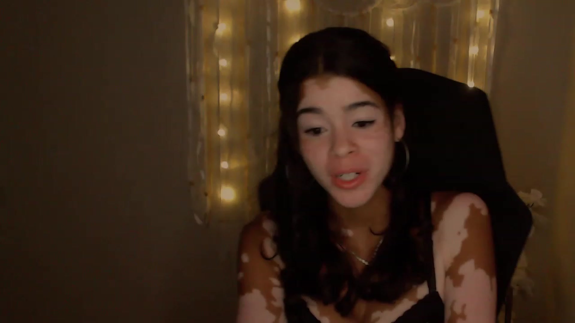 Gallery image thumbnail from Jade_Luv7's myfreecams stream on, 08/05/2023, 03:21 image 1 of 20