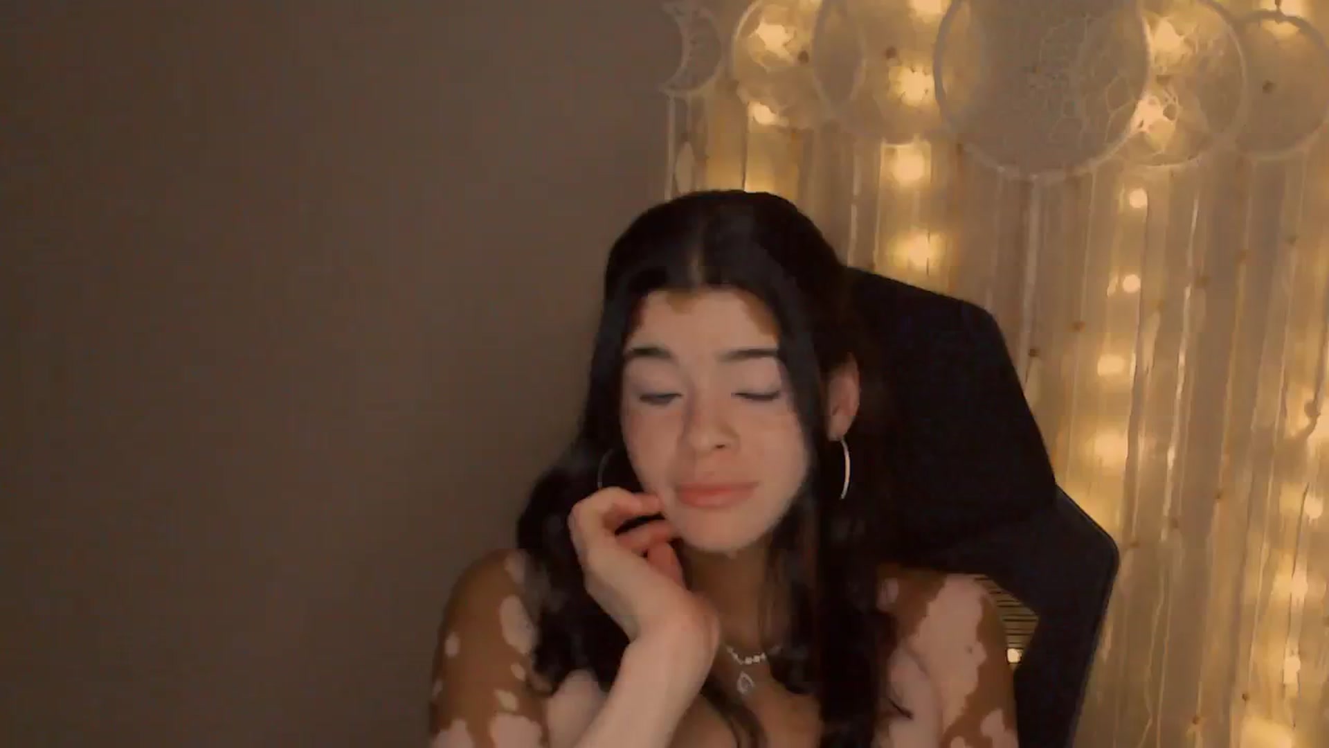 Gallery image thumbnail from Jade_Luv7's myfreecams stream on, 08/12/2023, 06:35 image 20 of 20