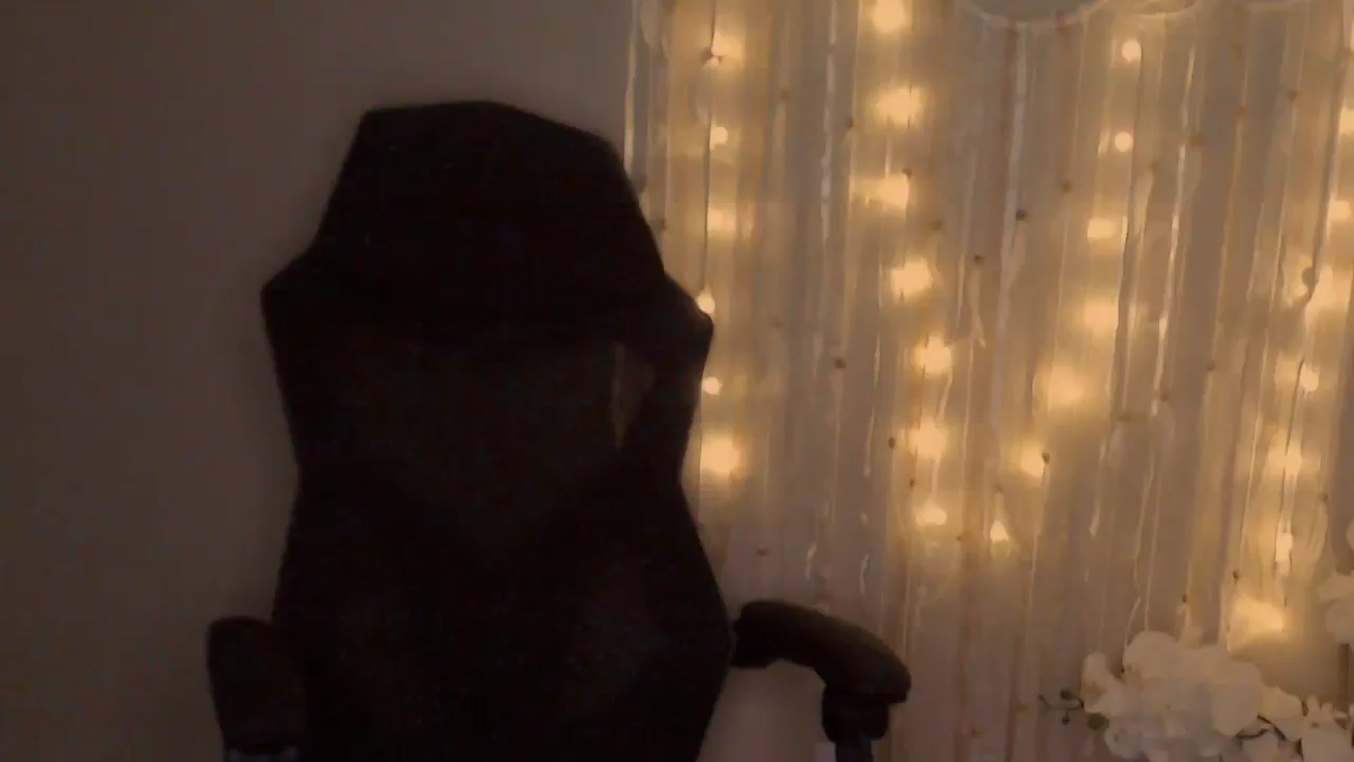 Gallery image thumbnail from Jade_Luv7's myfreecams stream on, 08/12/2023, 06:35 image 14 of 20