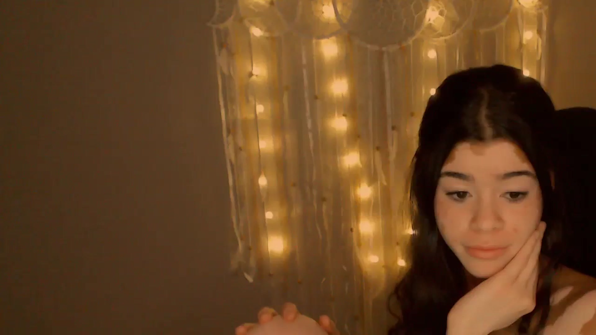 Gallery image thumbnail from Jade_Luv7's myfreecams stream on, 08/20/2023, 09:41 image 14 of 20
