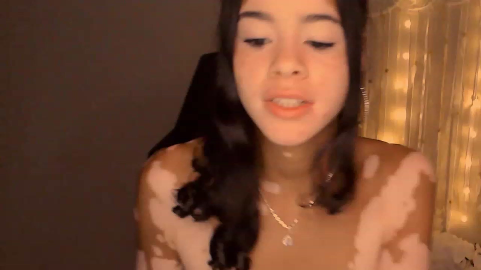 Gallery image thumbnail from Jade_Luv7's myfreecams stream on, 08/22/2023, 06:18 image 9 of 20