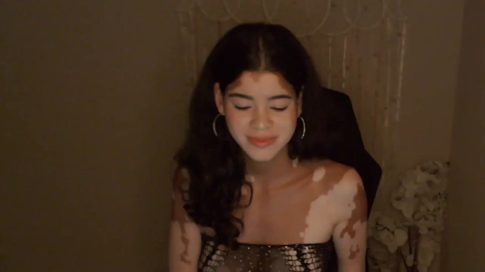Gallery image thumbnail from Jade_Luv7's myfreecams stream on, 10/23/2023, 03:17 image 8 of 20