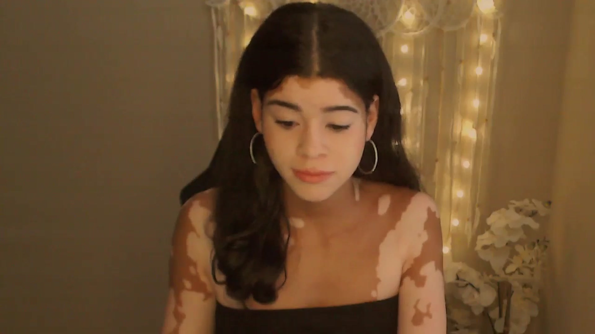 Gallery image thumbnail from Jade_Luv7's myfreecams stream on, 10/24/2023, 21:31 image 11 of 20