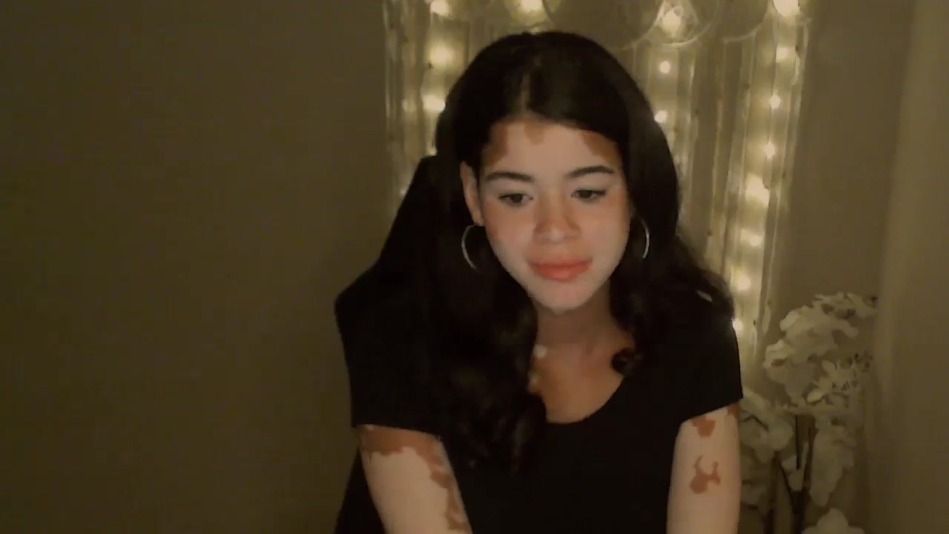 Gallery image thumbnail from Jade_Luv7's myfreecams stream on, 10/26/2023, 05:04 image 13 of 20