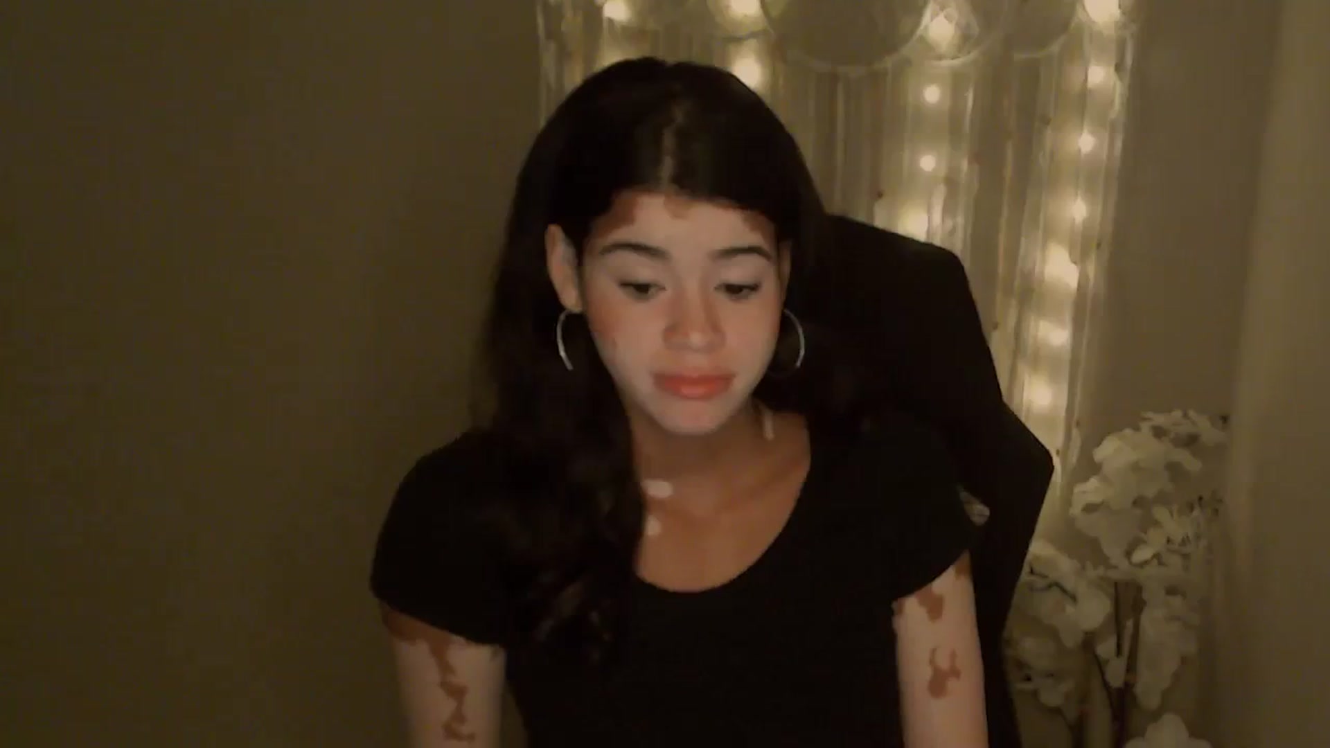 Gallery image thumbnail from Jade_Luv7's myfreecams stream on, 10/26/2023, 05:04 image 10 of 20