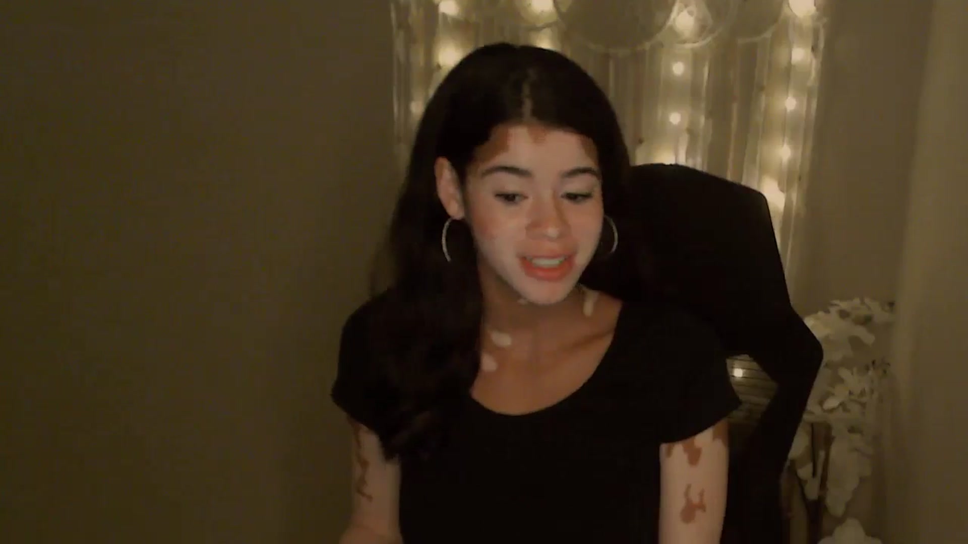 Gallery image thumbnail from Jade_Luv7's myfreecams stream on, 10/26/2023, 05:04 image 9 of 20