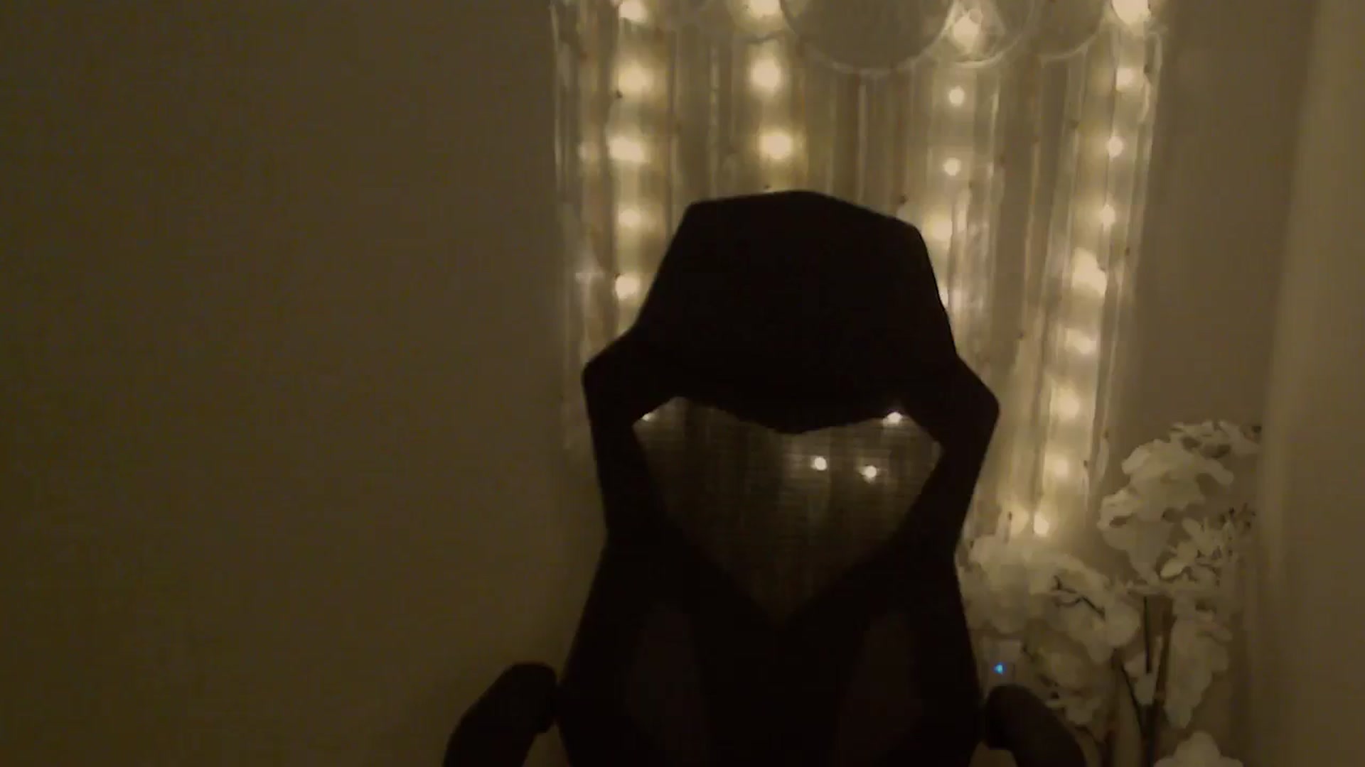 Gallery image thumbnail from Jade_Luv7's myfreecams stream on, 10/26/2023, 05:04 image 6 of 20