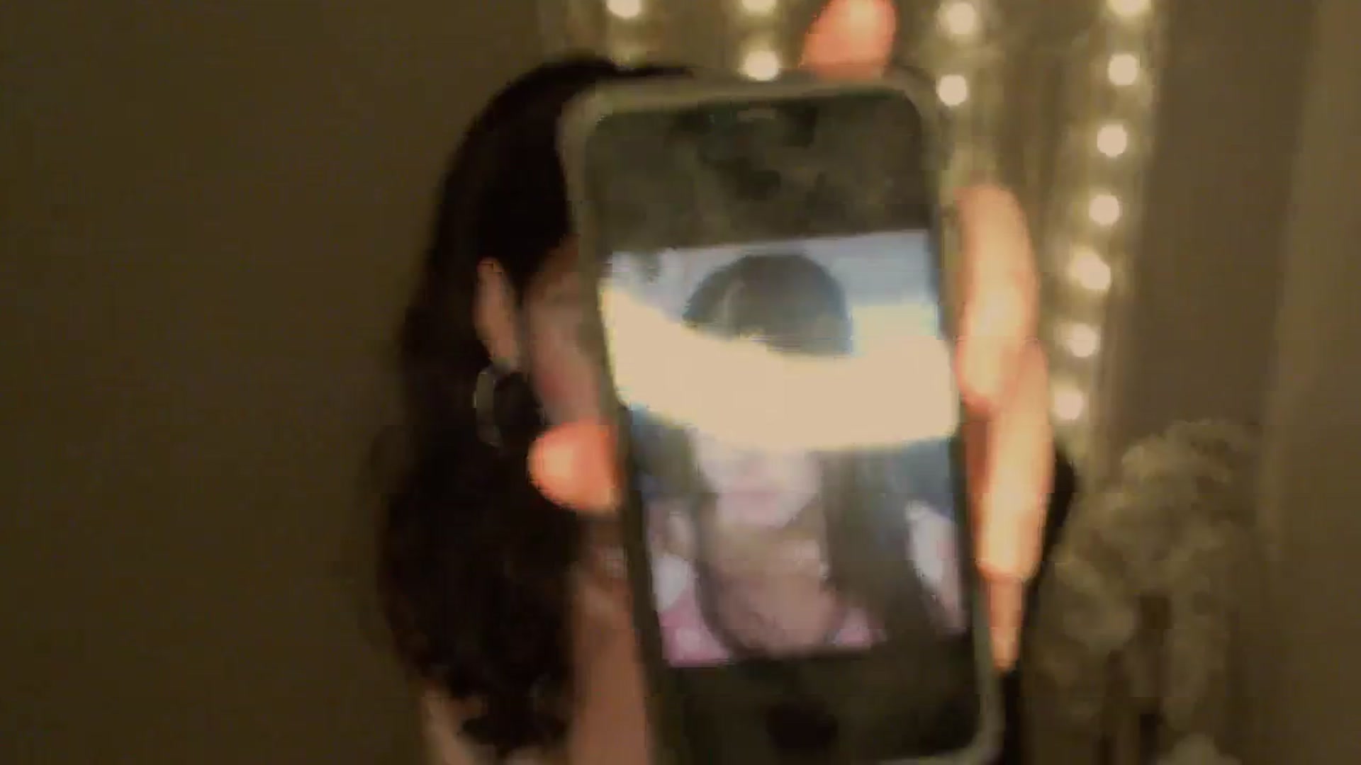 Gallery image thumbnail from Jade_Luv7's myfreecams stream on, 10/26/2023, 06:18 image 13 of 20