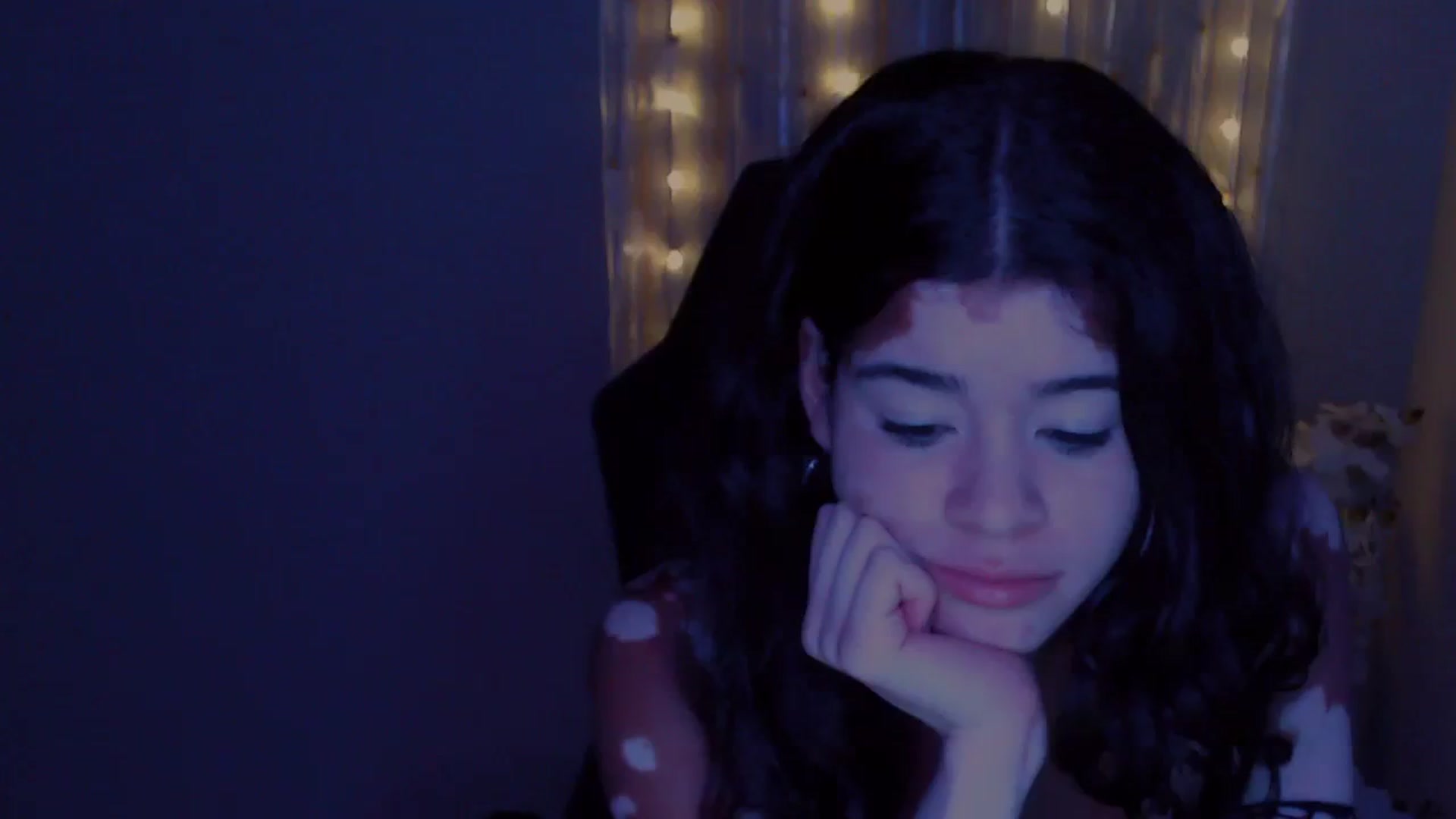 Gallery image thumbnail from Jade_Luv7's myfreecams stream on, 10/29/2023, 07:29 image 7 of 20