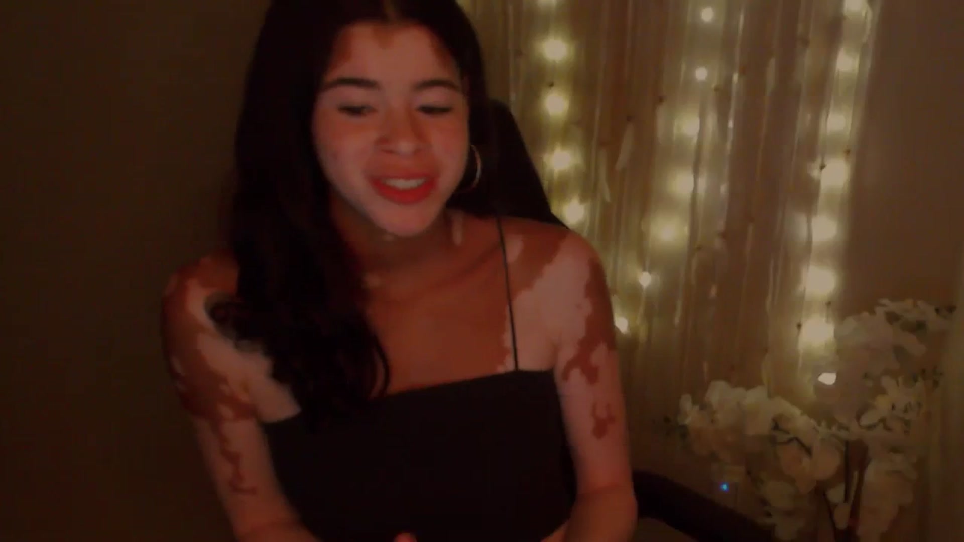 Gallery image thumbnail from Jade_Luv7's myfreecams stream on, 11/06/2023, 07:10 image 13 of 20