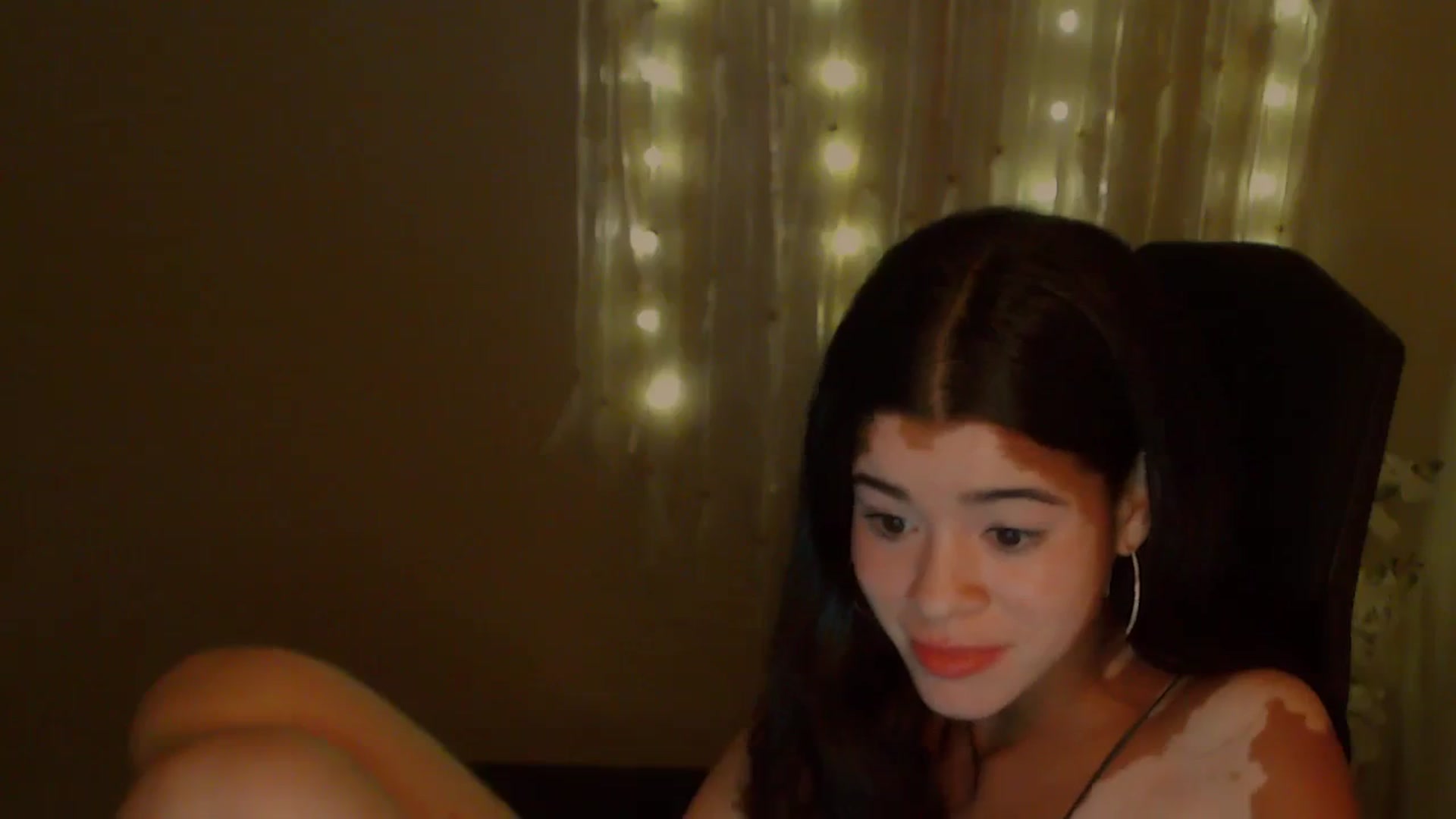 Gallery image thumbnail from Jade_Luv7's myfreecams stream on, 11/06/2023, 07:10 image 10 of 20