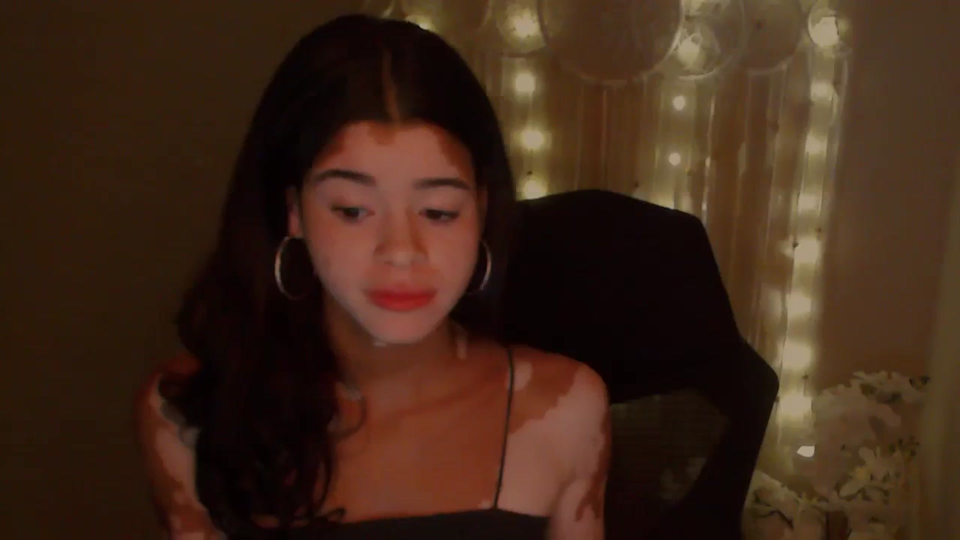 Gallery image thumbnail from Jade_Luv7's myfreecams stream on, 11/06/2023, 07:10 image 3 of 20