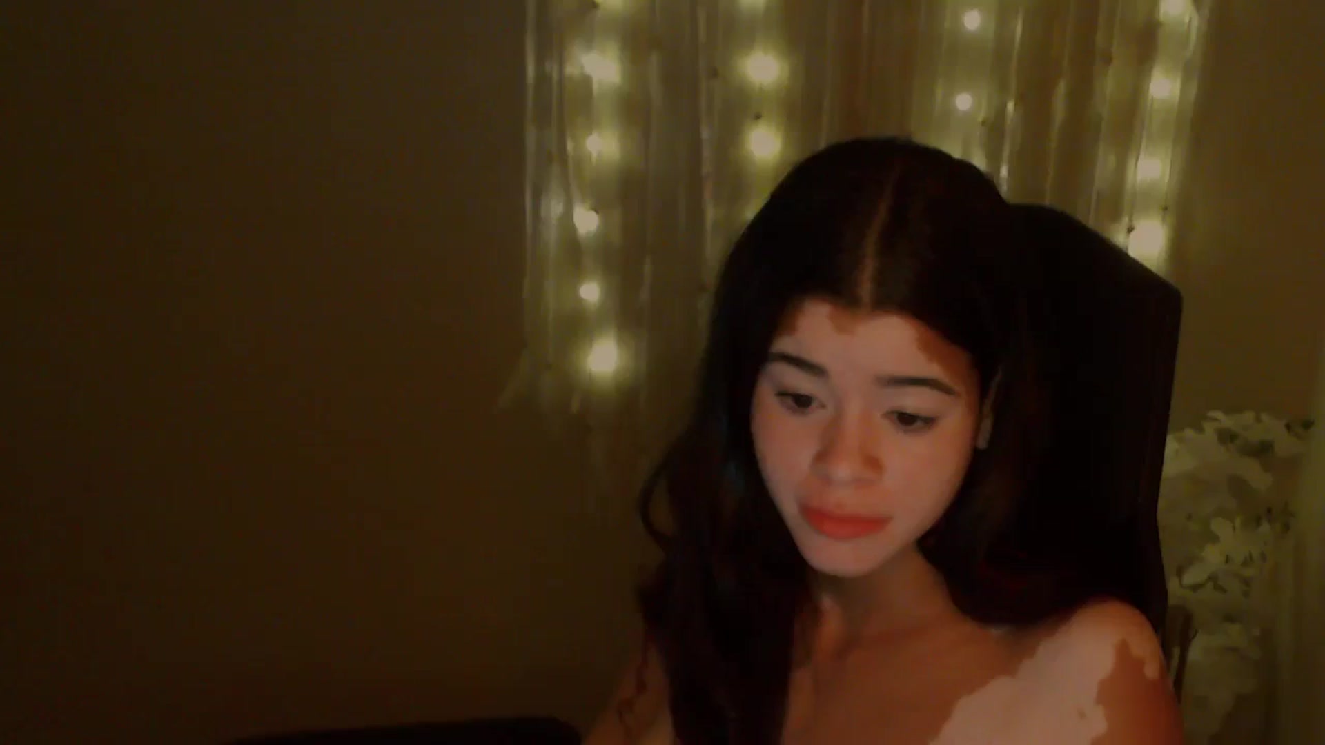 Gallery image thumbnail from Jade_Luv7's myfreecams stream on, 11/06/2023, 07:59 image 8 of 20