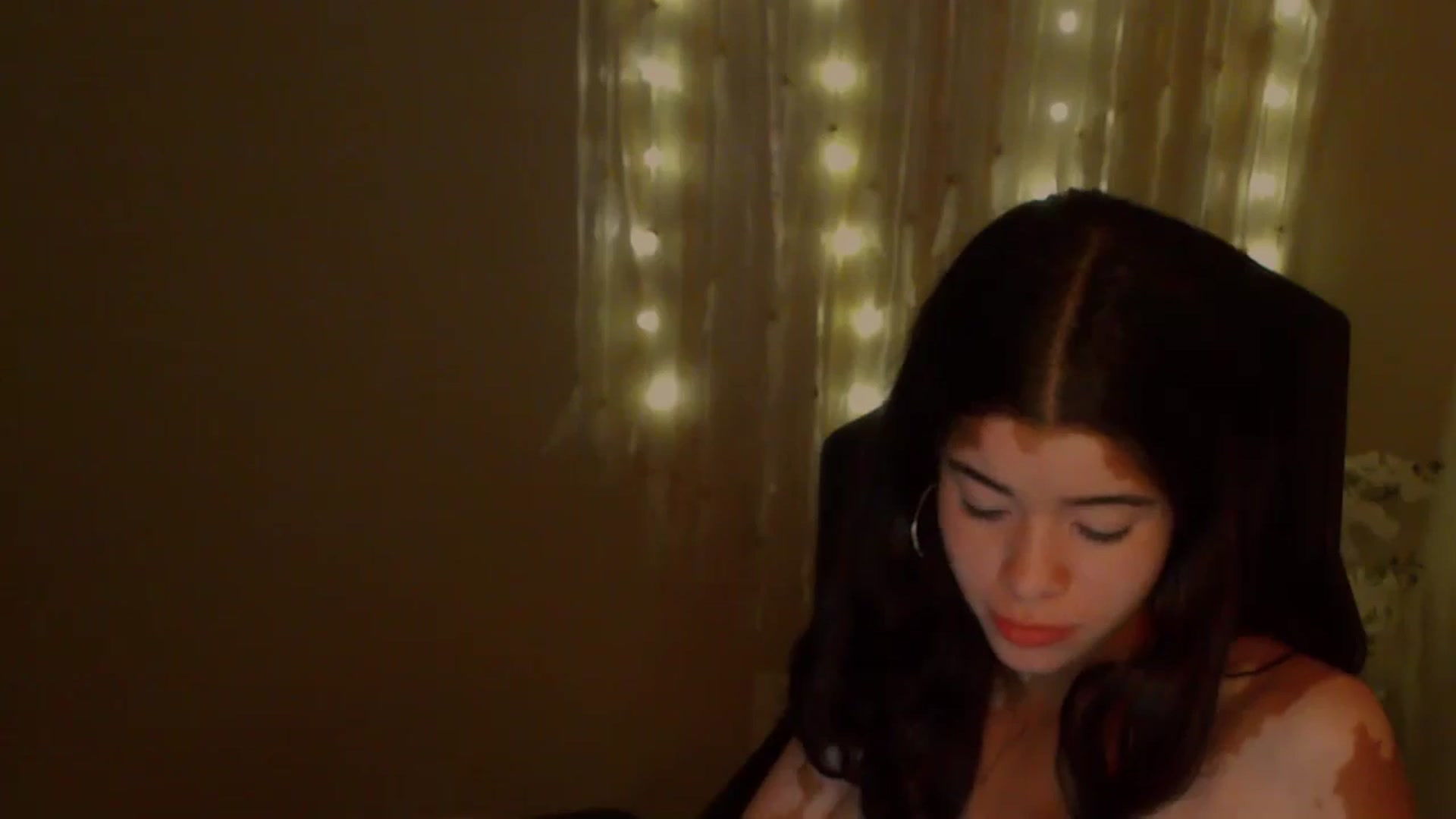 Gallery image thumbnail from Jade_Luv7's myfreecams stream on, 11/06/2023, 07:59 image 17 of 20