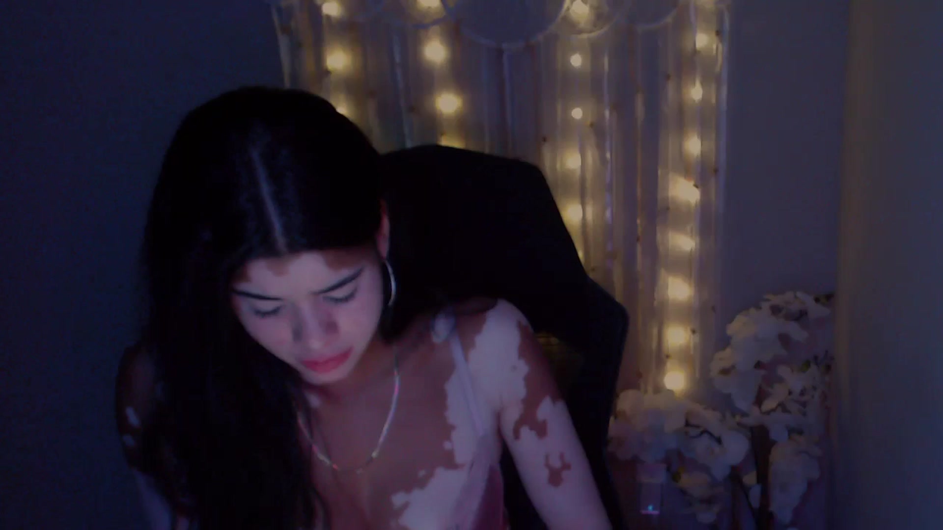 Gallery image thumbnail from Jade_Luv7's myfreecams stream on, 11/08/2023, 09:22 image 9 of 20