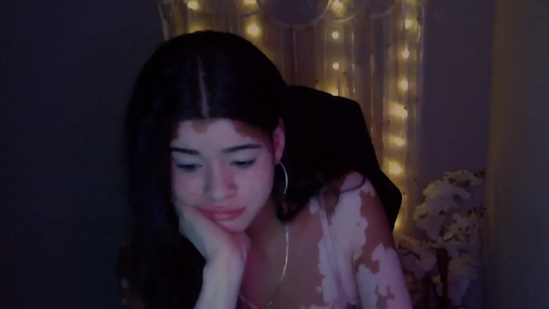 Gallery image thumbnail from Jade_Luv7's myfreecams stream on, 11/08/2023, 09:22 image 10 of 20