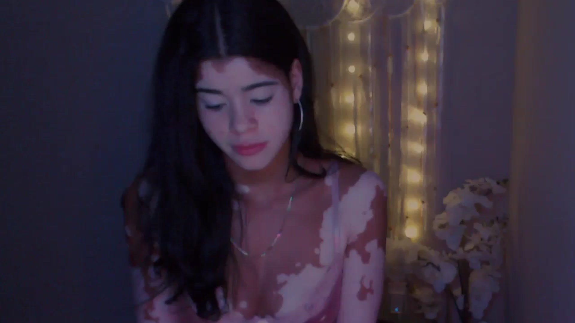 Gallery image thumbnail from Jade_Luv7's myfreecams stream on, 11/08/2023, 09:22 image 14 of 20