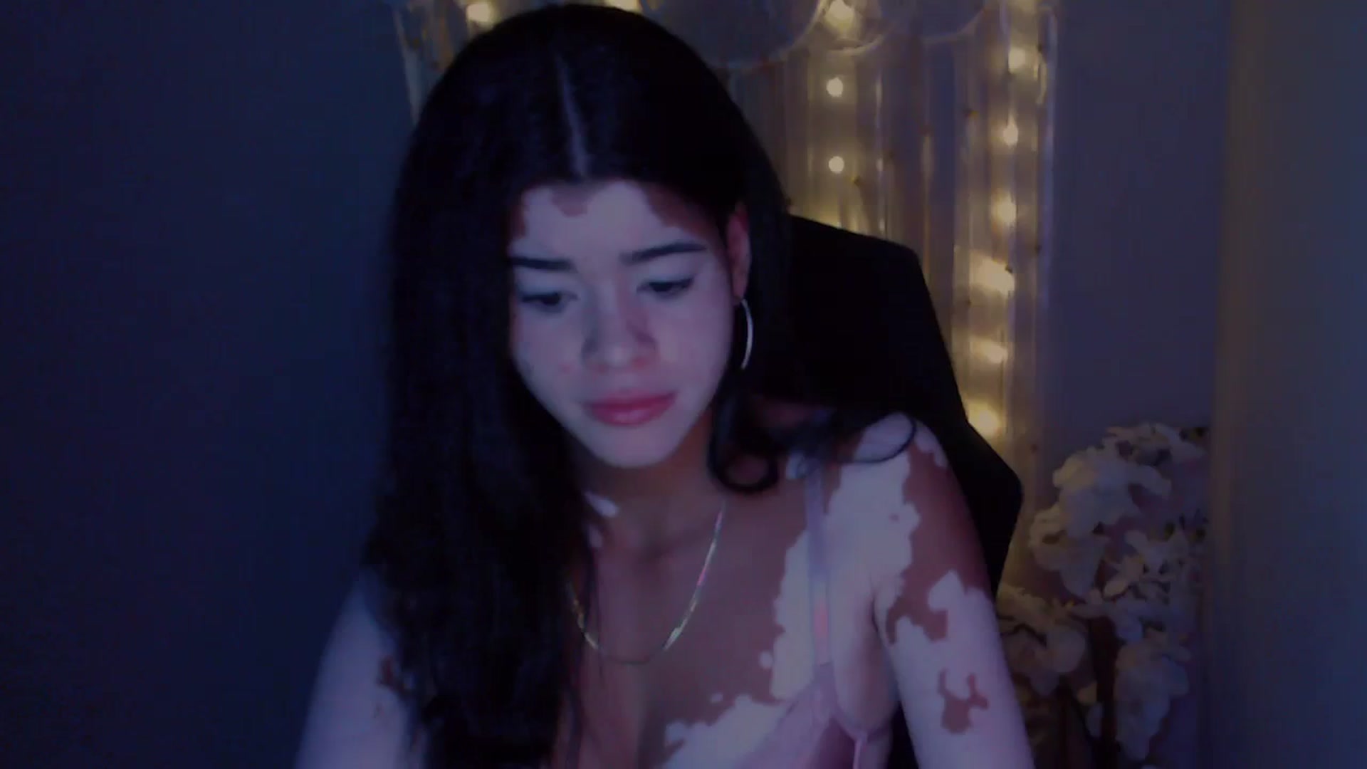 Gallery image thumbnail from Jade_Luv7's myfreecams stream on, 11/08/2023, 09:22 image 11 of 20