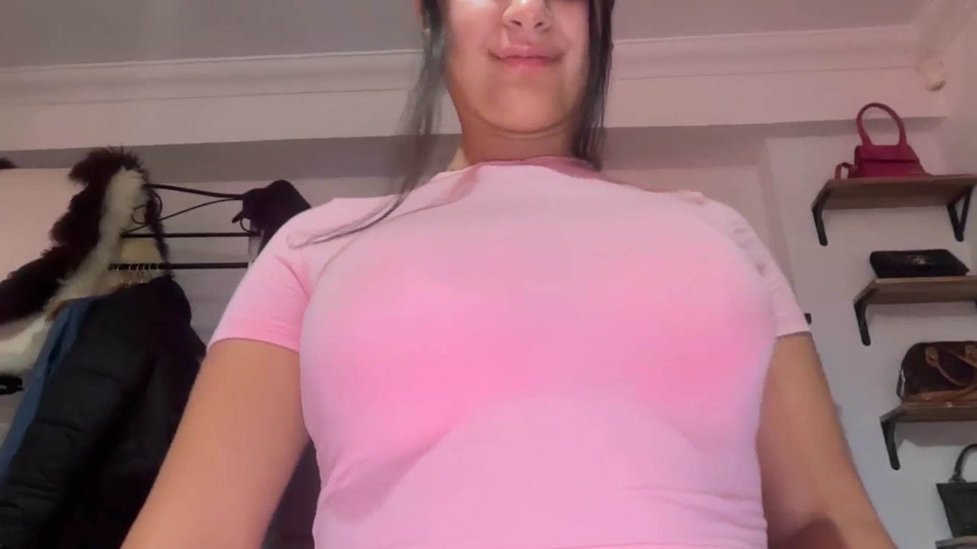 Gallery image thumbnail from Jade_Noir53's myfreecams stream on, 07/28/2025, 22:03 image 9 of 20