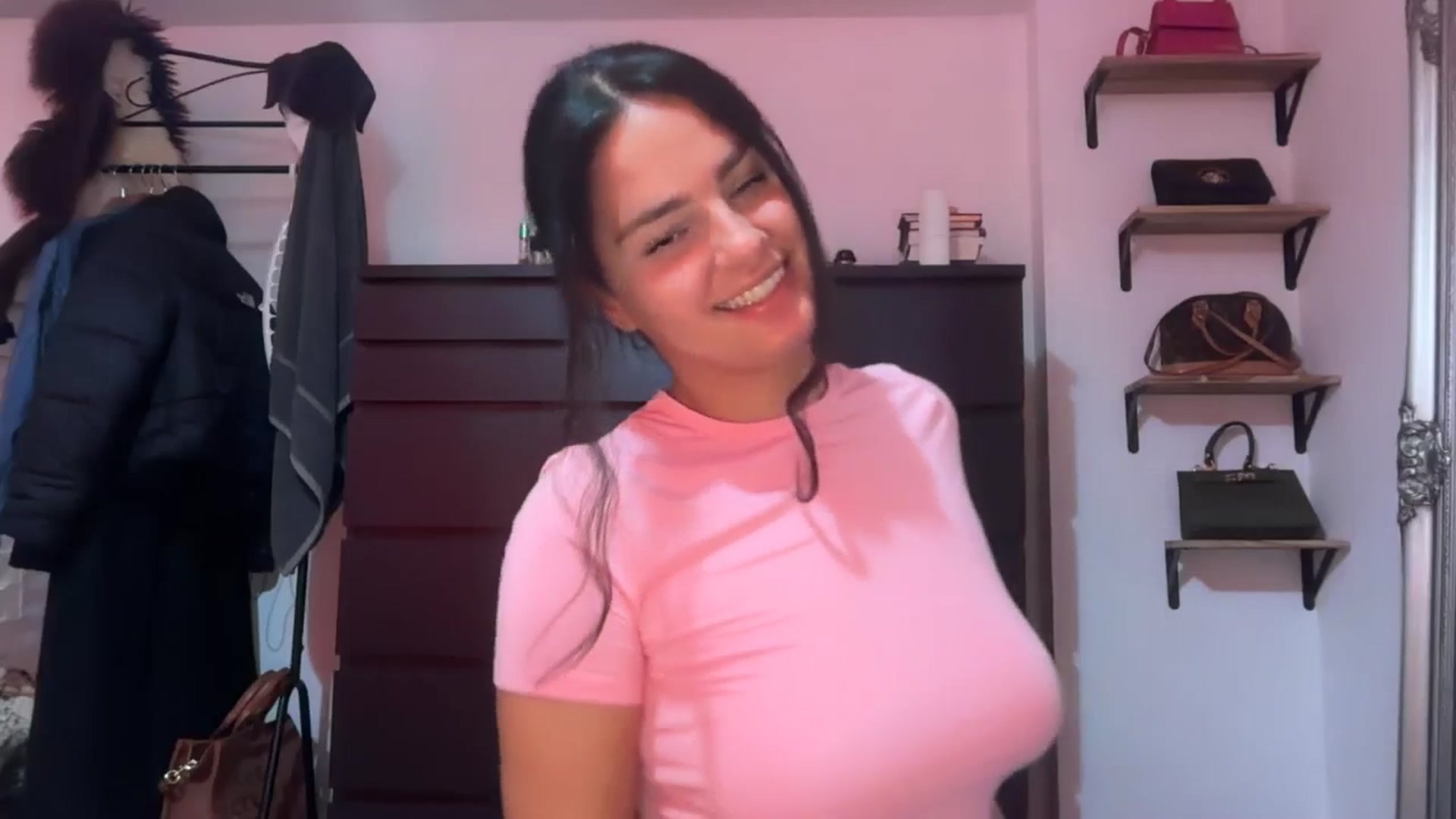 Gallery image thumbnail from Jade_Noir53's myfreecams stream on, 08/04/2025, 02:03 image 2 of 20