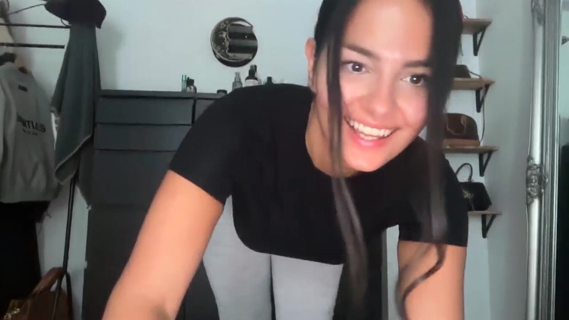 Gallery image thumbnail from Jade_Noir53's myfreecams stream on, 09/14/2025, 15:21 image 14 of 20