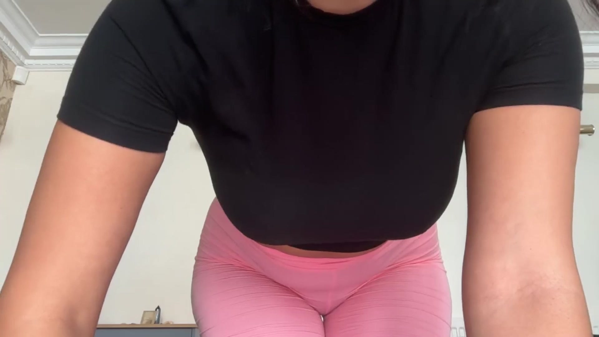 Gallery image thumbnail from Jade_Noir53's myfreecams stream on, 09/18/2025, 14:55 image 15 of 20