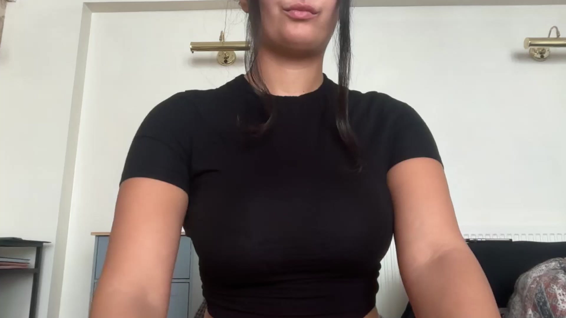 Gallery image thumbnail from Jade_Noir53's myfreecams stream on, 09/18/2025, 14:55 image 4 of 20