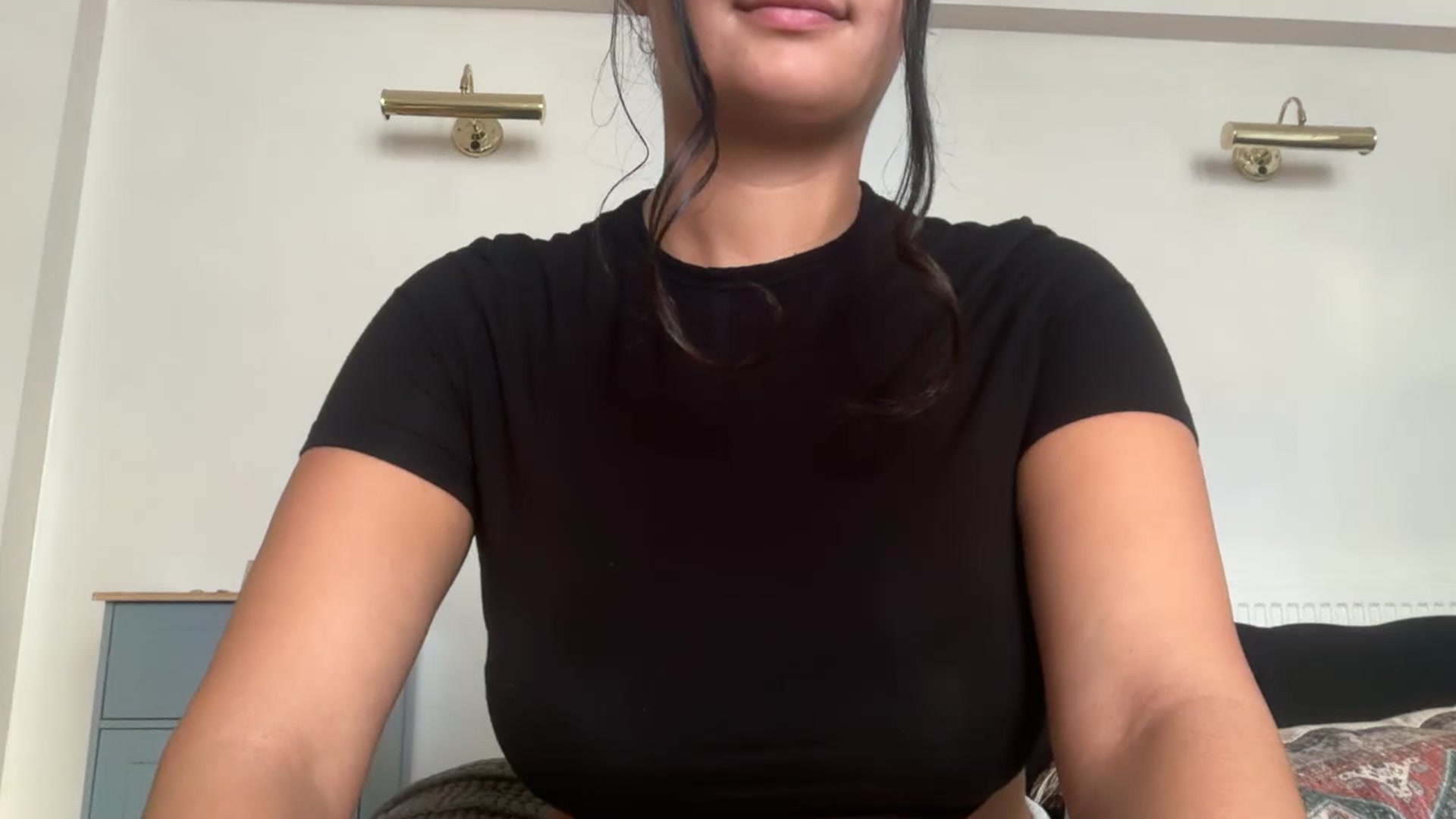Gallery image thumbnail from Jade_Noir53's myfreecams stream on, 09/19/2025, 17:16 image 15 of 20