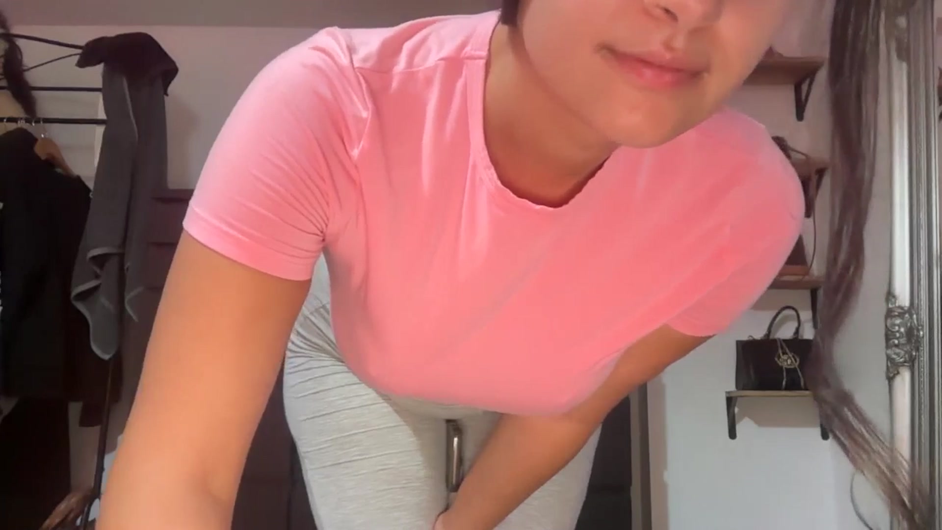 Gallery image thumbnail from Jade_Noir53's myfreecams stream on, 09/27/2025, 18:42 image 6 of 20