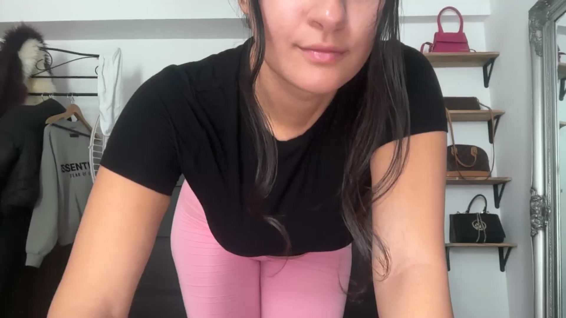 Gallery image thumbnail from Jade_Noir53's myfreecams stream on, 09/28/2025, 12:34 image 19 of 20