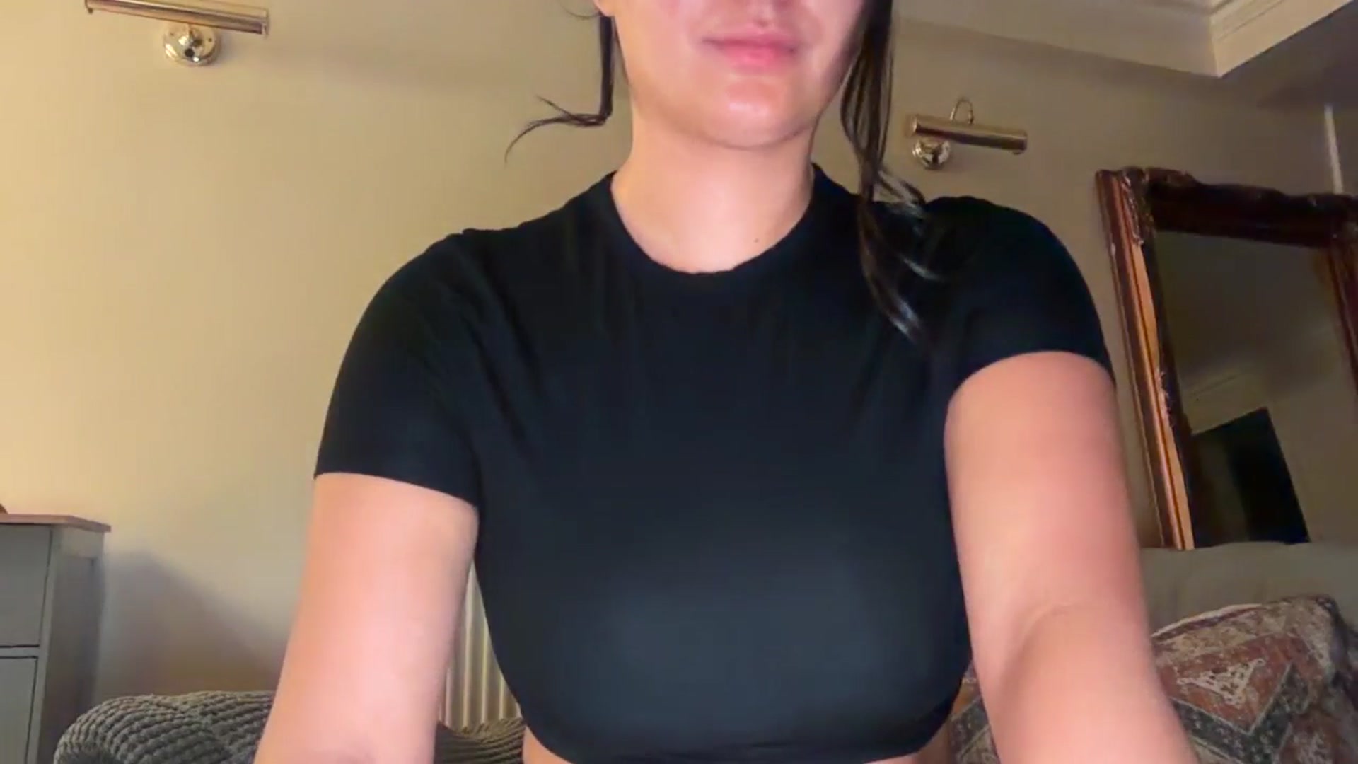 Gallery image thumbnail from Jade_Noir53's myfreecams stream on, 11/08/2025, 19:50 image 8 of 20