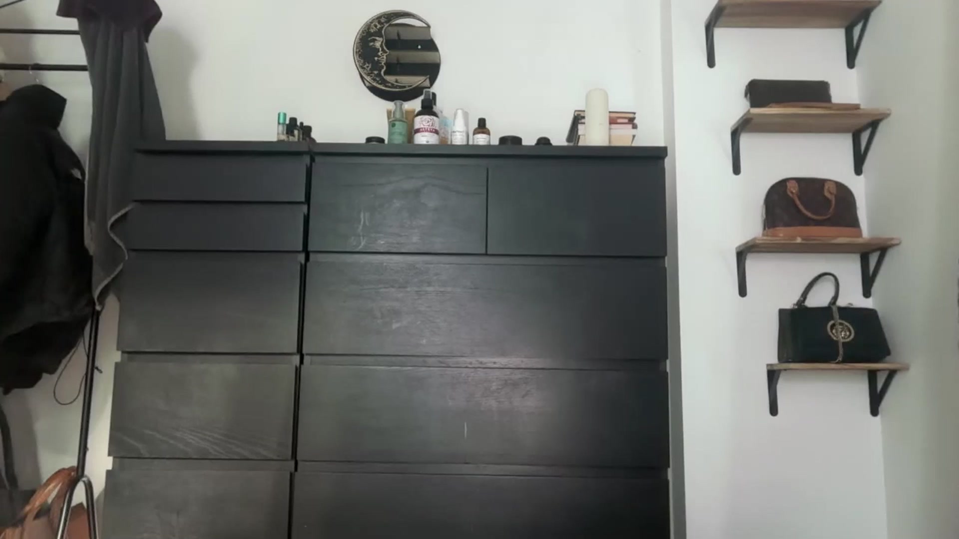 Gallery image thumbnail from Jade_Noir53's myfreecams stream on, 11/09/2025, 14:23 image 7 of 20
