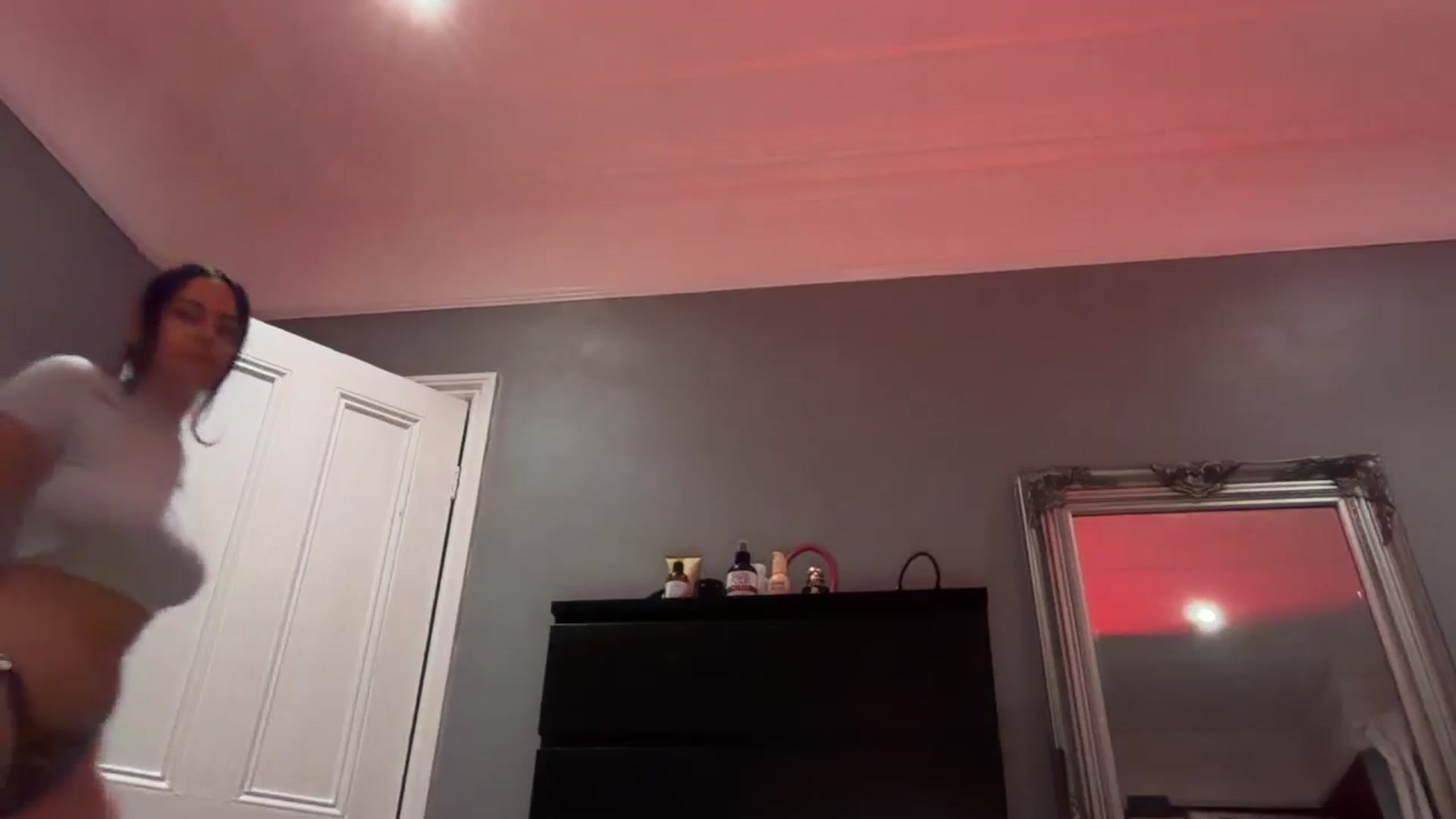 Gallery image thumbnail from Jade_Noir53's myfreecams stream on, 12/13/2025, 18:04 image 10 of 20