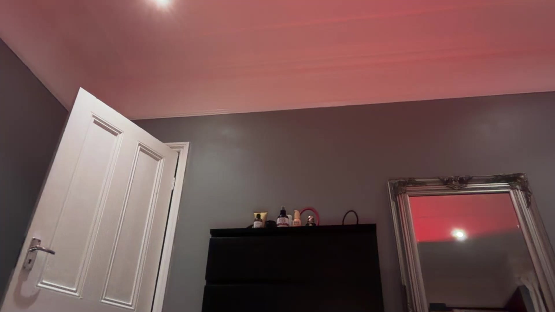Gallery image thumbnail from Jade_Noir53's myfreecams stream on, 12/13/2025, 18:04 image 9 of 20