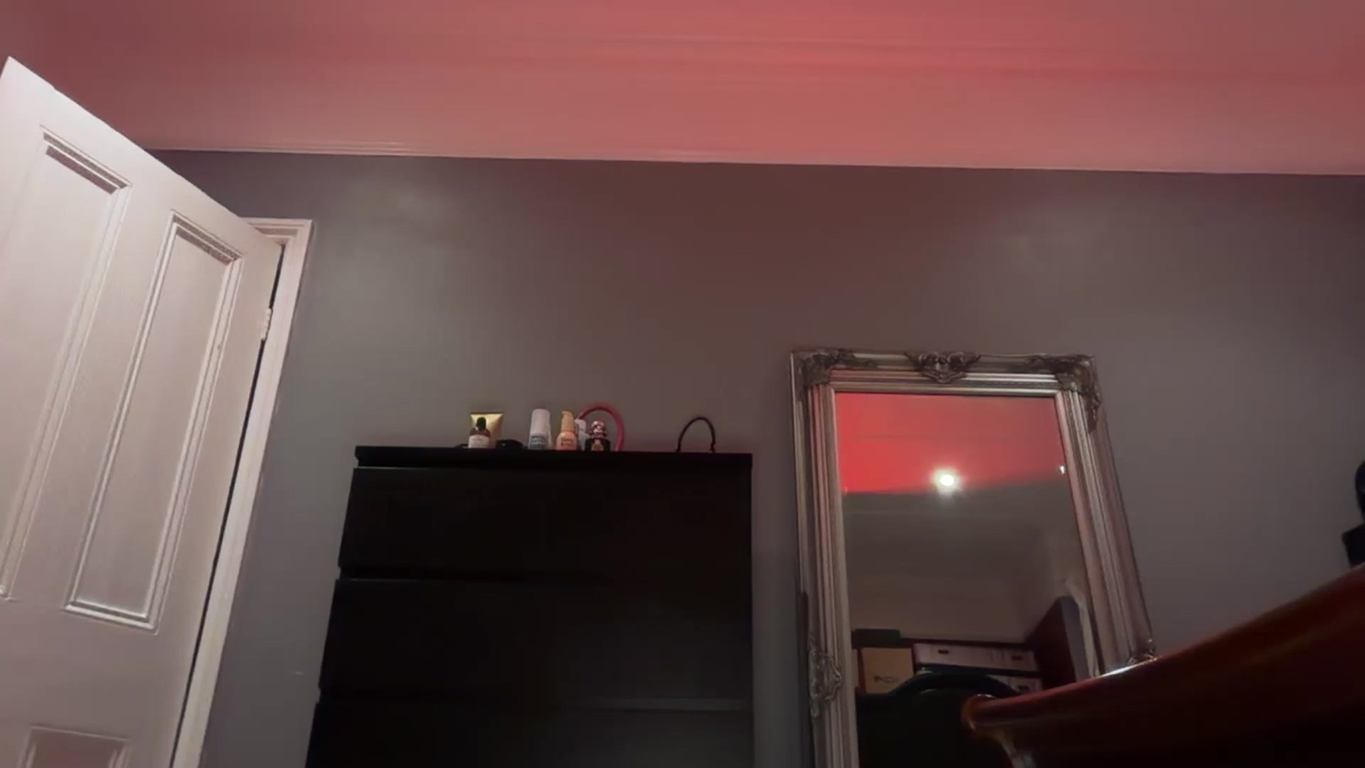 Gallery image thumbnail from Jade_Noir53's myfreecams stream on, 01/04/2026, 19:26 image 15 of 20