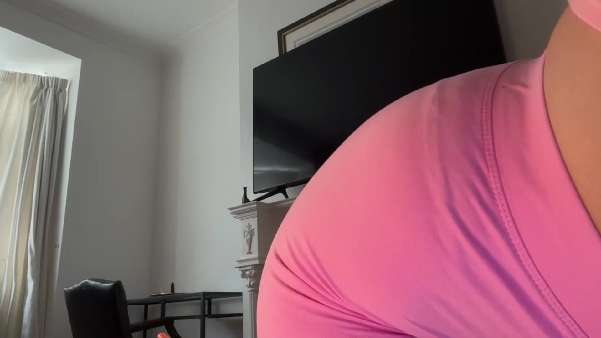 Gallery image thumbnail from Jade_Noir53's myfreecams stream on, 04/28/2026, 10:24 image 17 of 20