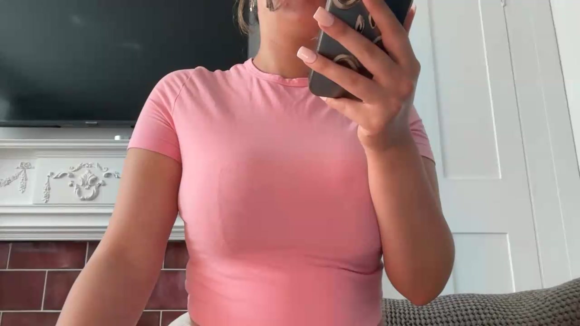 Gallery image thumbnail from Jade_Noir53's myfreecams stream on, 05/08/2026, 14:12 image 7 of 20