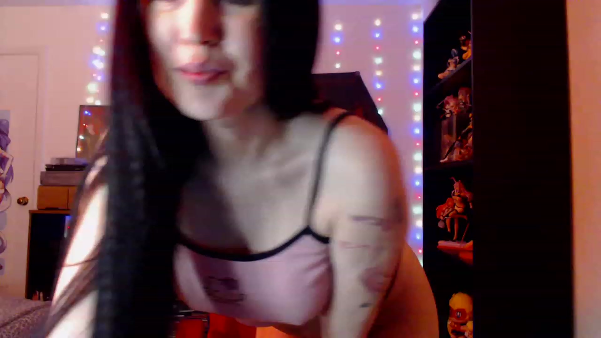 Gallery image thumbnail from Jade_Starr's myfreecams stream on, 11/27/2022, 13:40 image 20 of 20