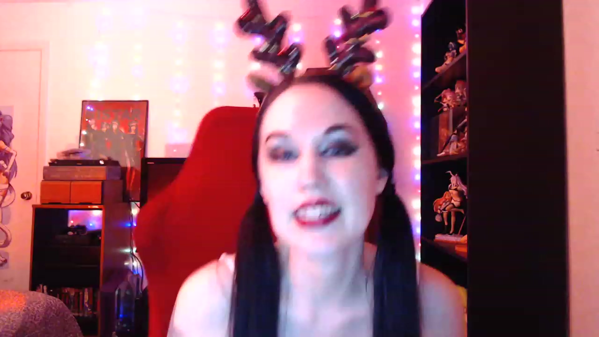 Gallery image thumbnail from Jade_Starr's myfreecams stream on, 12/24/2022, 03:45 image 6 of 20