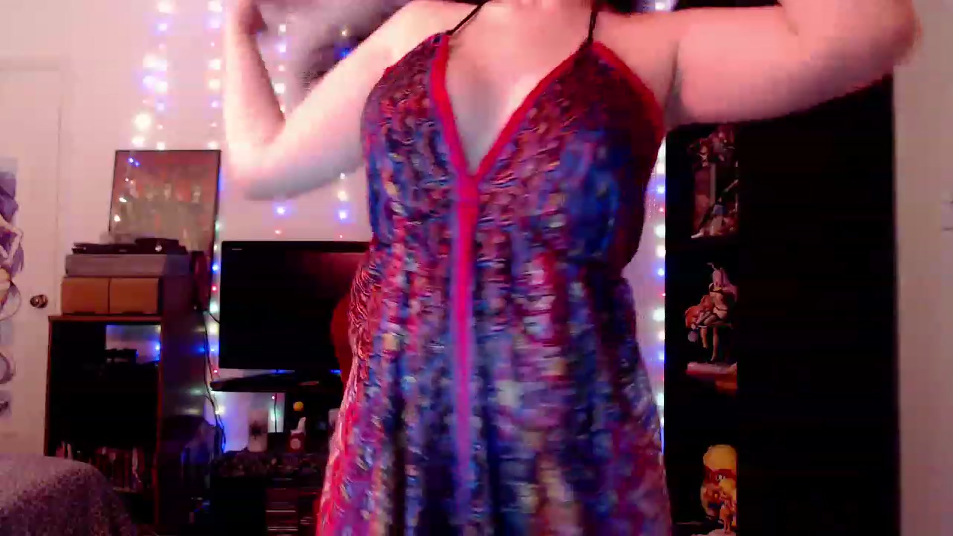 Gallery image thumbnail from Jade_Starr's myfreecams stream on, 05/01/2023, 14:40 image 18 of 20