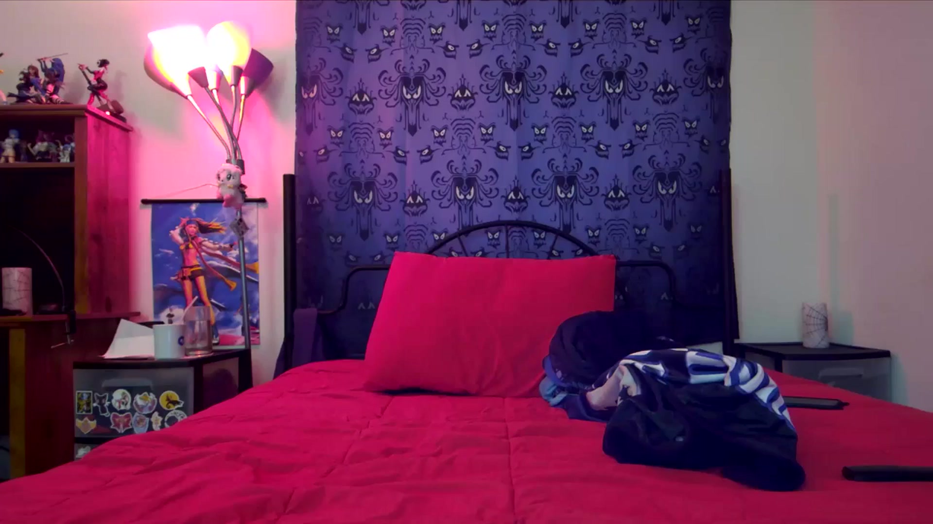 Gallery image thumbnail from Jade_Starr's myfreecams stream on, 03/26/2024, 18:43 image 15 of 20