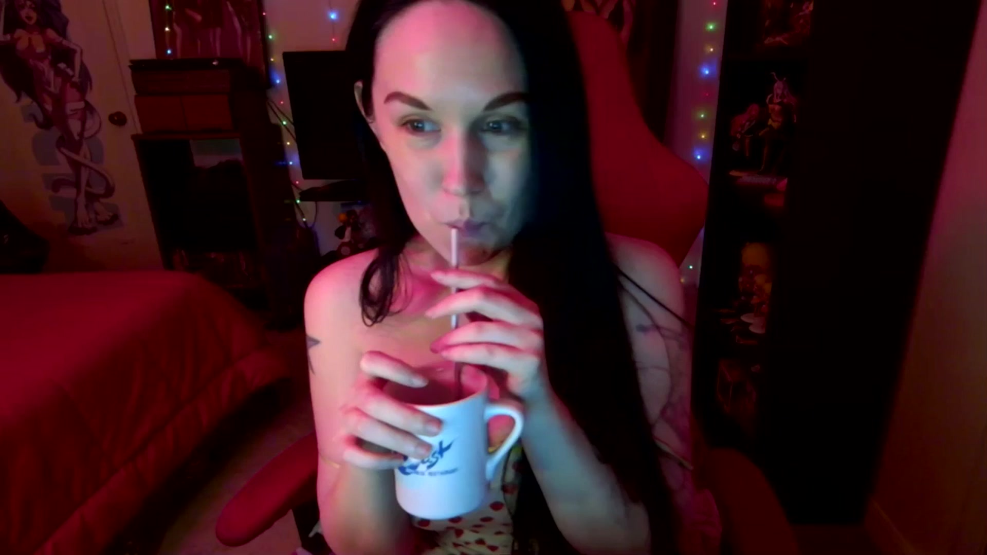 Gallery image thumbnail from Jade_Starr's myfreecams stream on, 04/22/2024, 11:04 image 1 of 20