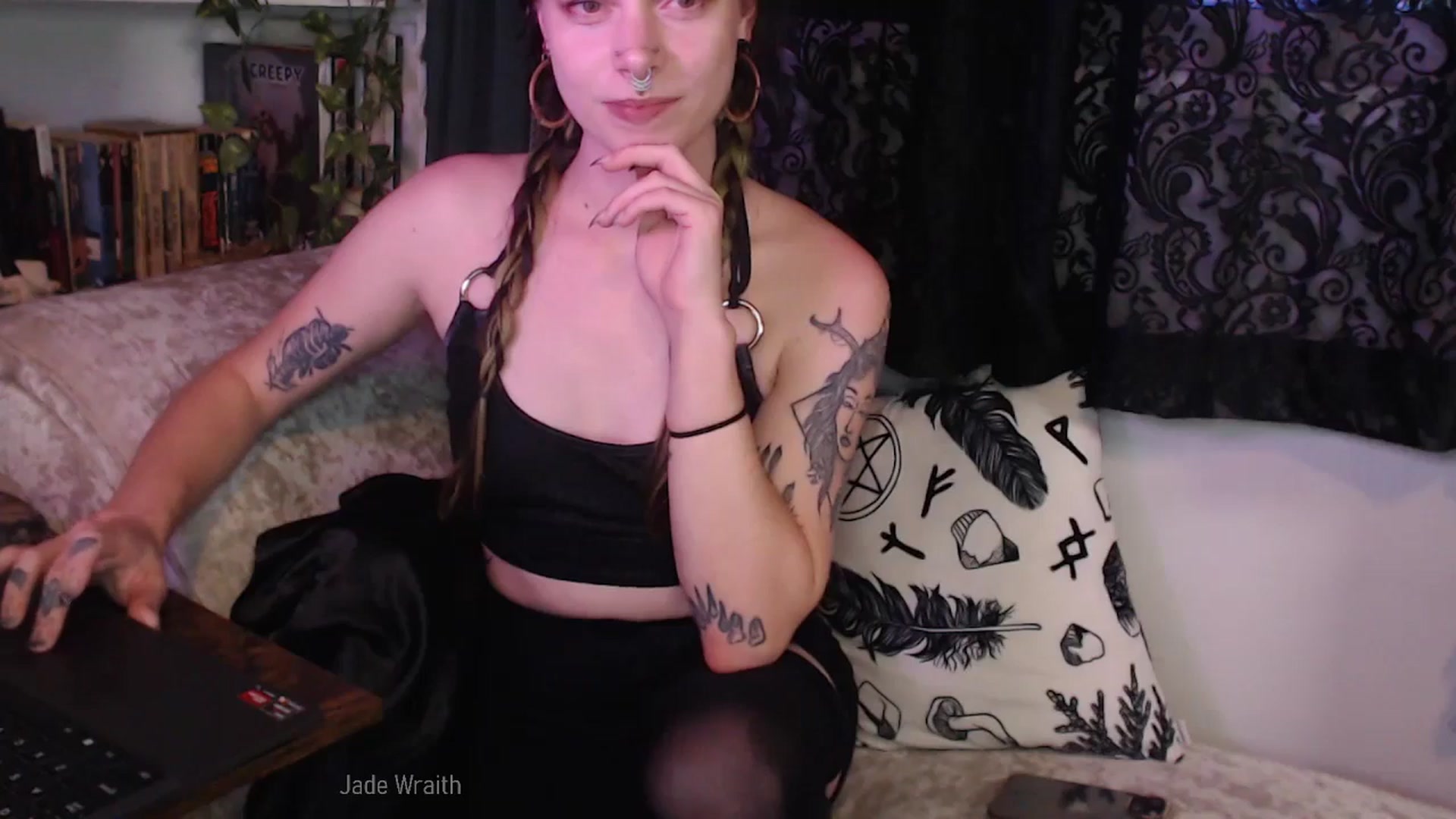 Gallery image thumbnail from Jade_Wraith's myfreecams stream on, 06/03/2025, 08:27 image 4 of 20