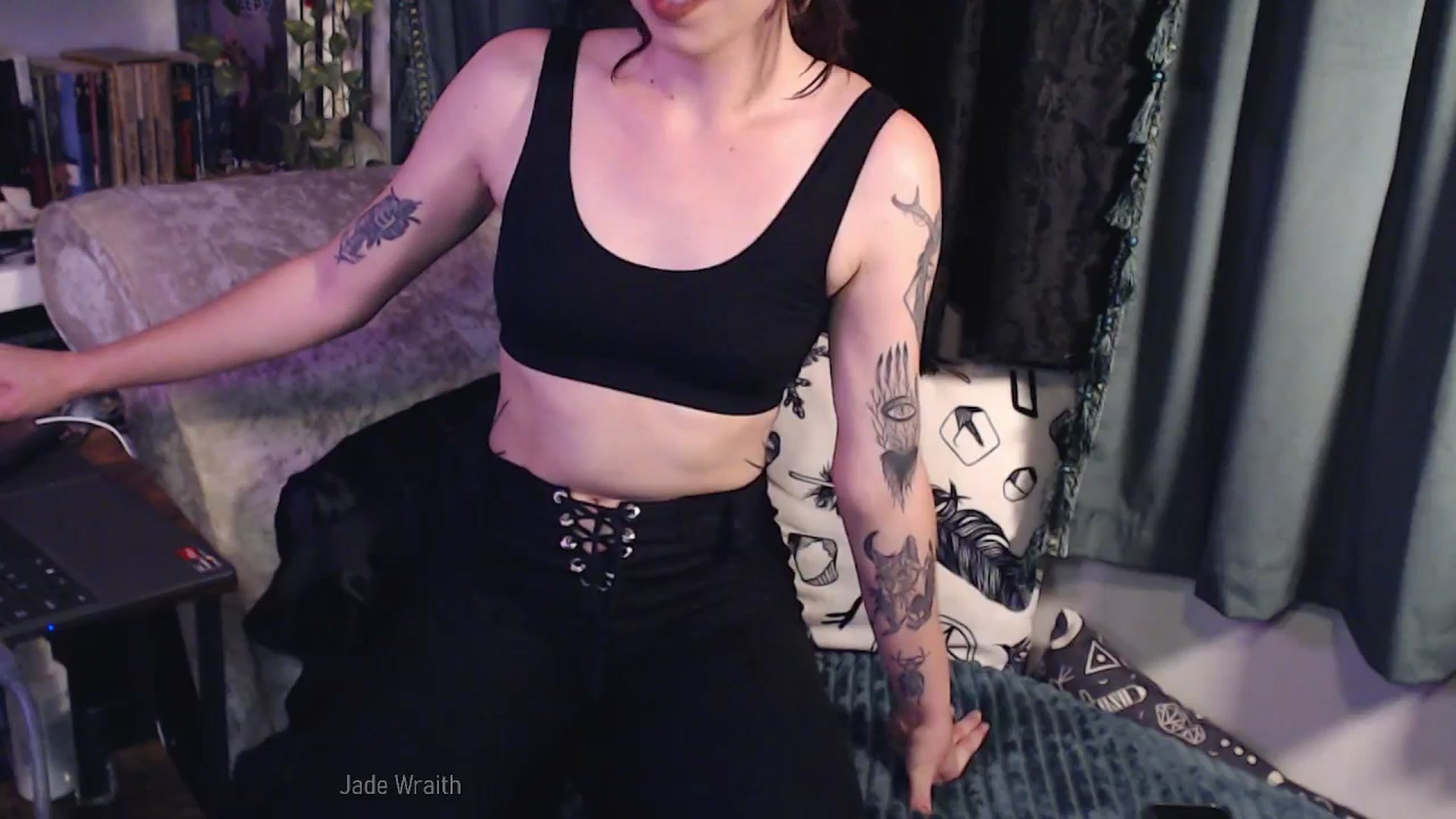 Gallery image thumbnail from Jade_Wraith's myfreecams stream on, 06/09/2025, 07:21 image 9 of 20
