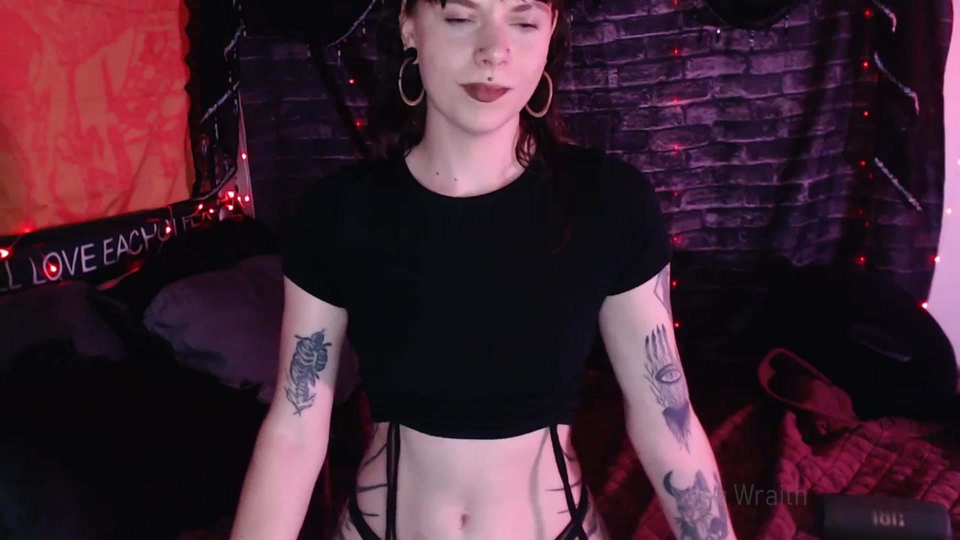 Gallery image thumbnail from Jade_Wraith's myfreecams stream on, 08/22/2025, 05:25 image 14 of 20