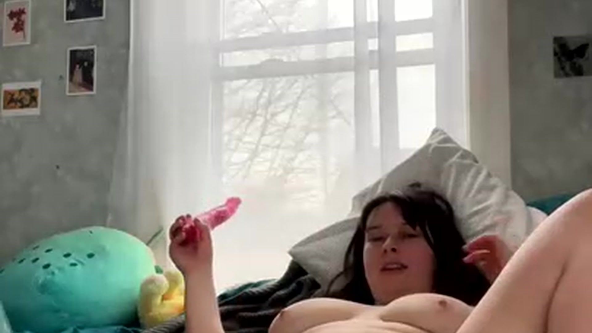 Gallery image thumbnail from Jade_babe69's myfreecams stream on, 04/06/2023, 18:58 image 17 of 20