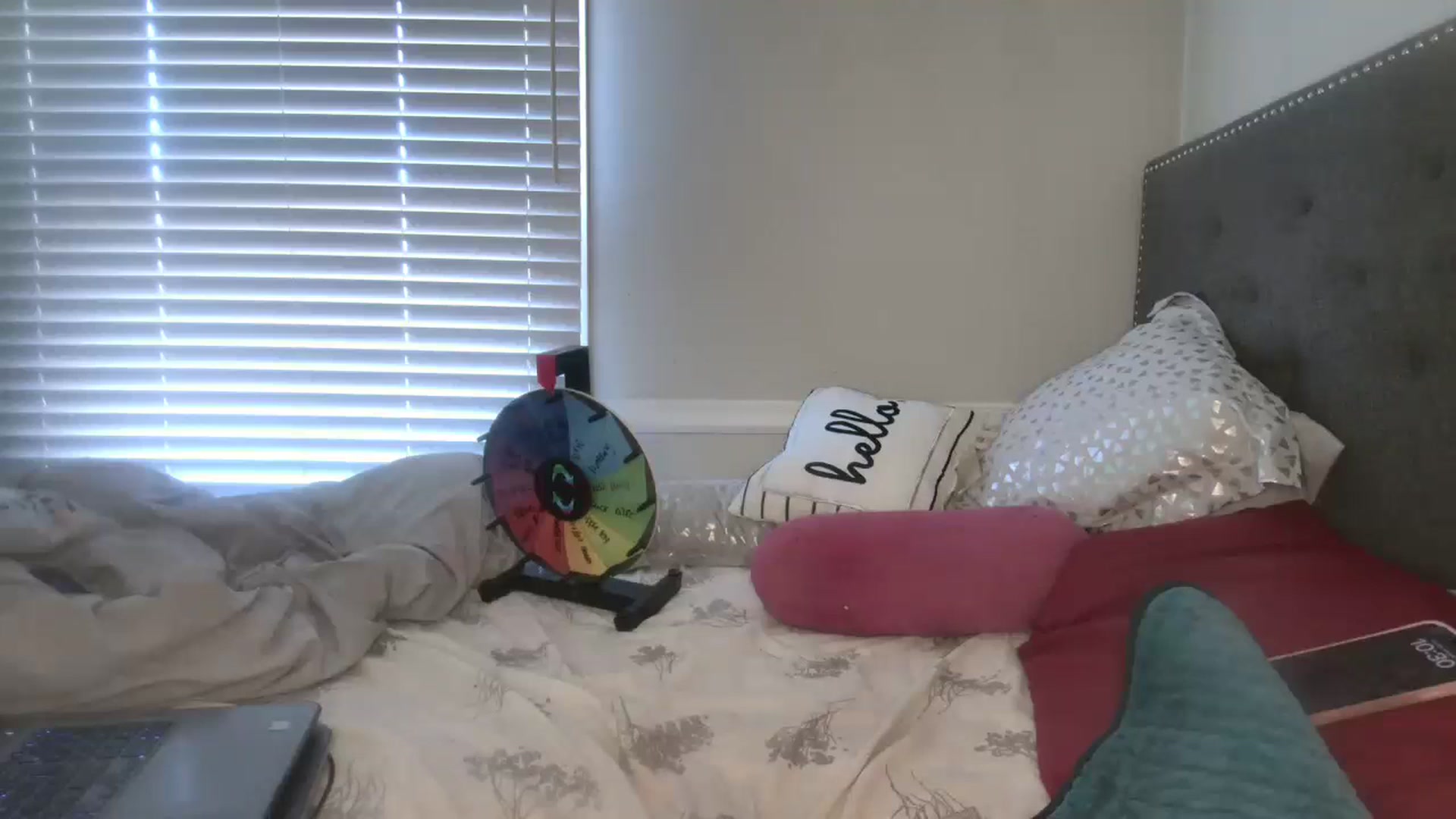Gallery image thumbnail from Jadenicolle's myfreecams stream on, 01/14/2025, 15:33 image 20 of 20