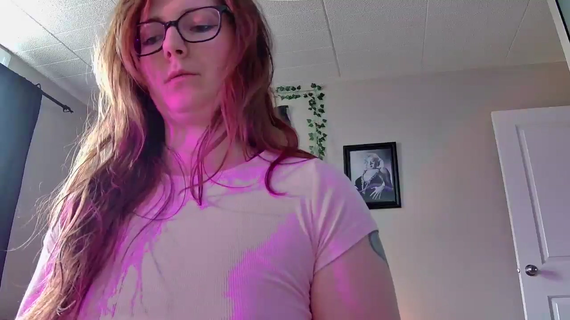 Gallery image thumbnail from JadexGoddess's myfreecams stream on, 08/17/2024, 18:39 image 18 of 20
