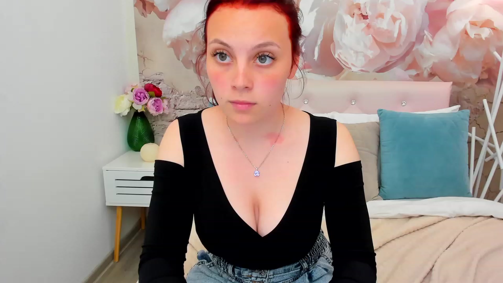 Gallery image thumbnail from JadyJace's myfreecams stream on, 05/10/2023, 17:41 image 4 of 20