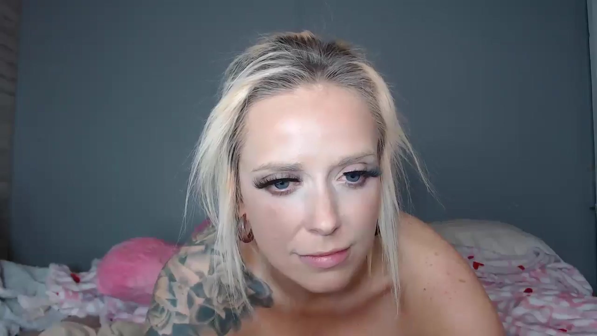 Gallery image thumbnail from JaidenAngel's myfreecams stream on, 01/01/2026, 09:12 image 19 of 20